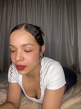 Yasmin777  online show from October 15, 10:54 pm