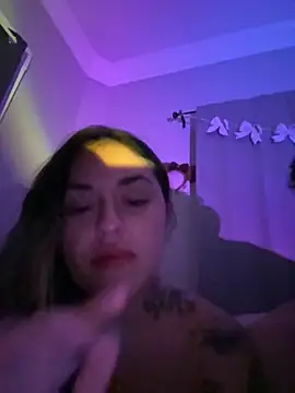 Snapshot of SexyPartners2023 chatting on October 15, 1:28 am SexyPartners2023 online show from October 15, 1:28 am