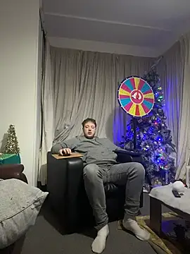 Snapshot of yourmaster2025 chatting on January 9, 11:39 pm yourmaster2025 online show from January 9, 11:39 pm