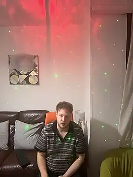 Snapshot of yourmaster2025 chatting on January 16, 11:42 pm yourmaster2025 online show from January 16, 11:42 pm