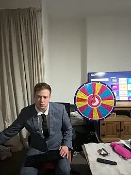 Snapshot of yourmaster2025 chatting on March 10, 1:43 am yourmaster2025 online show from March 10, 1:43 am