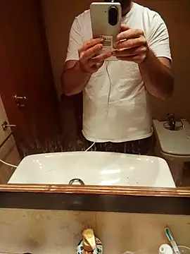 manchego85 online show from October 9, 10:30 pm