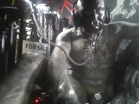 Snapshot of object857 chatting on November 20, 7:46 pm object857 online show from November 20, 7:46 pm