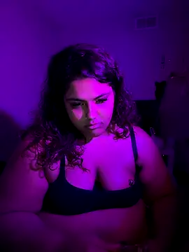 Snapshot of 1n0nlythroat chatting on September 9, 8:25 am 1n0nlythroat online show from September 9, 8:25 am