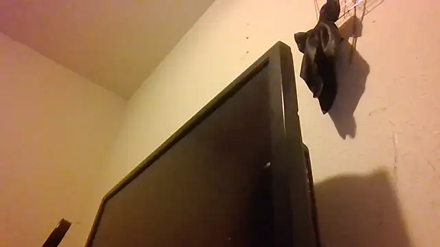 Snapshot of 1n0nlythroat chatting on September 10, 3:17 am 1n0nlythroat online show from September 10, 3:17 am