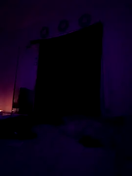 Snapshot of 1n0nlythroat chatting on September 23, 6:05 am 1n0nlythroat online show from September 23, 6:05 am