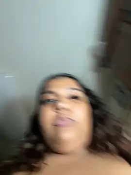 Snapshot of 1n0nlythroat chatting on October 9, 1:03 am 1n0nlythroat online show from October 9, 1:03 am