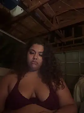 Snapshot of 1n0nlythroat chatting on October 27, 1:20 am 1n0nlythroat online show from October 27, 1:20 am