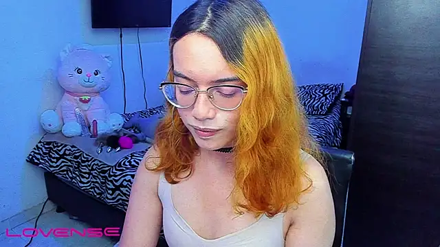 lillykittyy online show from October 20, 12:22 am