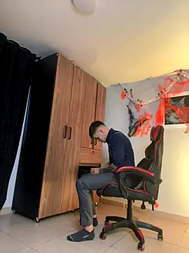 ALPHA DOMINUS  online show from October 23, 4:23 am