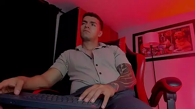 ALPHA DOMINUS  online show from February 15, 9:08 am