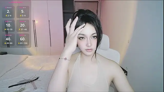 Olivia520 online show from October 9, 5:27 am