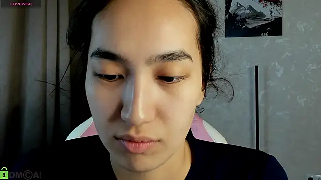 FlirtyAura online show from December 4, 1:59 am