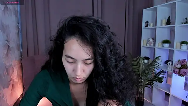 FlirtyAura online show from July 21, 3:42 am