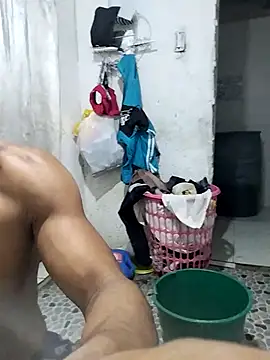 Snapshot of Kesurra chatting on November 1, 9:44 am Kesurra online show from November 1, 9:44 am