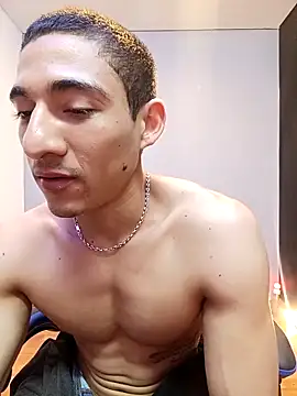 jhonny thes28 online show from February 6, 8:12 pm