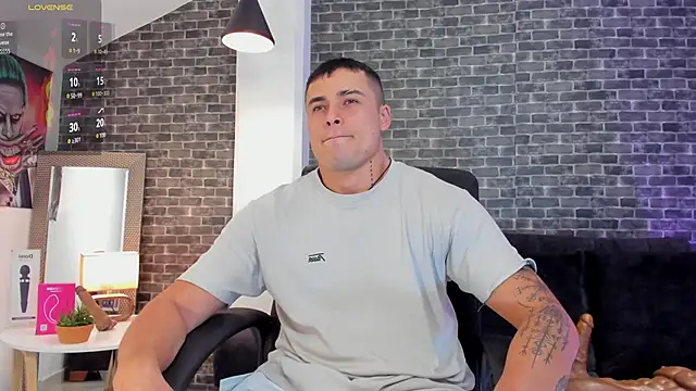 connorsmiith online show from September 13, 2:00 am