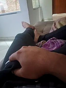 Snapshot of Junior22pauzudo chatting on October 28, 4:20 pm Junior22pauzudo online show from October 28, 4:20 pm