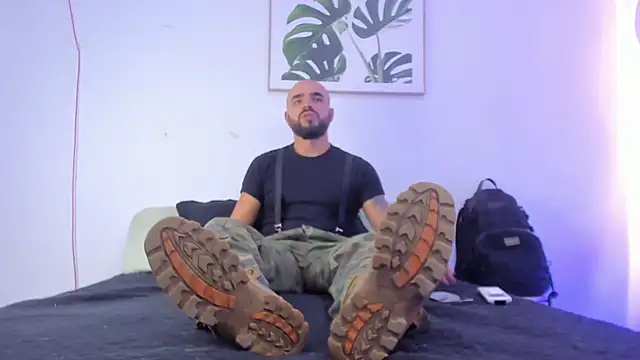 Snapshot of Maximo_Di_Santi chatting on October 17, 8:00 pm Maximo Di Santi online show from October 17, 8:00 pm
