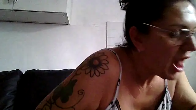 RubyyRosee online show from June 29, 8:53 am