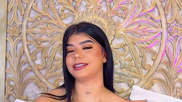 Snapshot of MelodyCarsson chatting on May 17, 12:45 pm MelodyCarsson online show from May 17, 12:45 pm