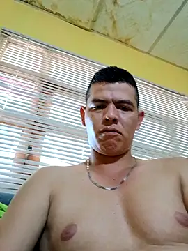 Snapshot of cristian07_ chatting on September 10, 5:02 pm cristian07 online show from September 10, 5:02 pm