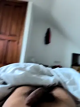 Hhhhh685889 online show from November 9, 1:31 pm