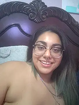 Lovelyrainn online show from November 8, 11:03 pm