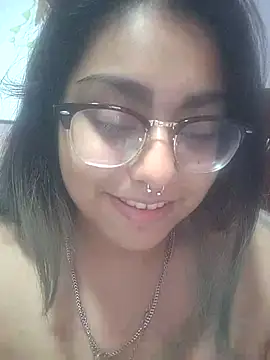 Lovelyrainn online show from November 10, 9:41 am