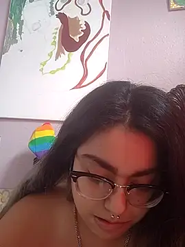 Lovelyrainn online show from November 17, 3:18 pm