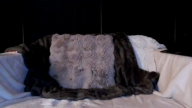 Zoe Fisher online show from October 22, 6:18 pm