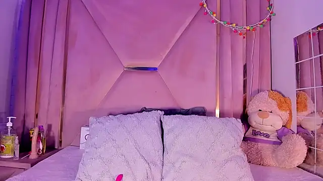 jazmin waked online show from March 19, 4:05 am