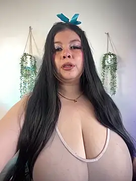 Snapshot of Angie_lynn chatting on October 4, 5:33 pm Angie lynn online show from October 4, 5:33 pm