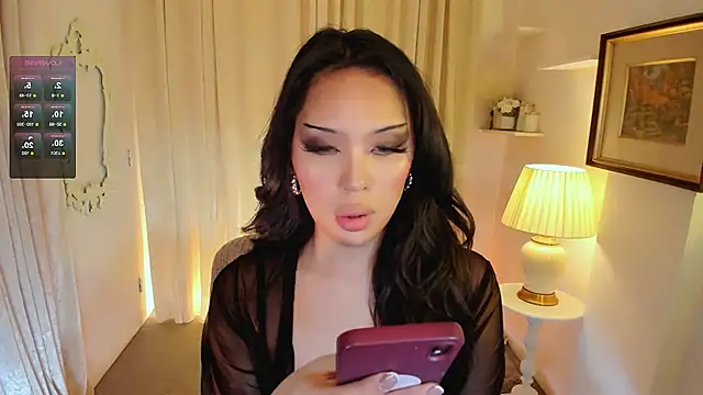 Snapshot of MS_LUNA chatting on April 18, 10:54 pm MS LUNA online show from April 18, 10:54 pm