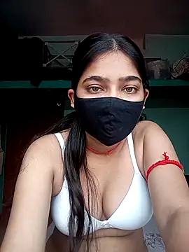 Snapshot of Snehabeauti chatting on October 10, 4:22 am Snehabeauti online show from October 10, 4:22 am