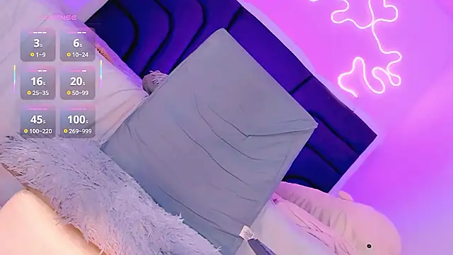 anali myerss  online show from March 15, 6:19 am