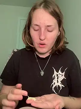 angelbliss10100 online show from July 28, 6:42 pm