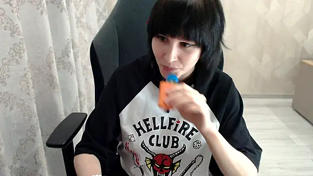 MistyDark online show from October 22, 10:04 am