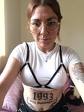 xjuanaxmaldadxxx online show from November 20, 6:07 pm