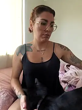 xjuanaxmaldadxxx online show from November 25, 11:10 am