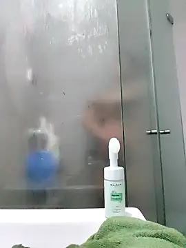 Megara 25 online show from March 18, 11:46 am