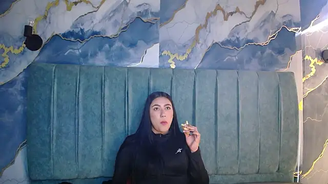 Megara 25 online show from July 15, 2:33 pm
