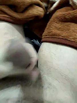 Snapshot of Zepe_12 chatting on March 26, 10:37 pm Zepe 12 online show from March 26, 10:37 pm