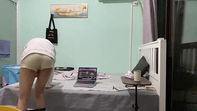 cily online show from December 18, 11:27 am