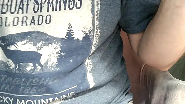 Snapshot of 2playforeplay chatting on December 3, 8:12 am 2playforeplay online show from December 3, 8:12 am