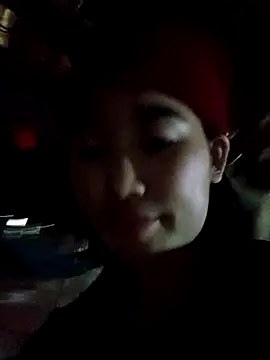 Snapshot of besa4 chatting on February 16, 12:51 am besa4 online show from February 16, 12:51 am