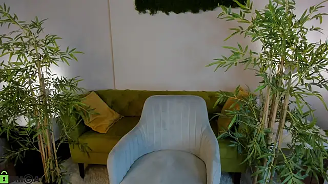 Marie Ellie online show from July 14, 2:05 am