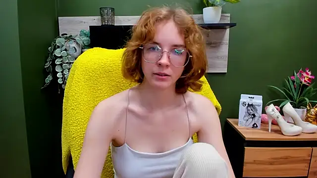 juicyPenny online show from October 20, 6:14 am