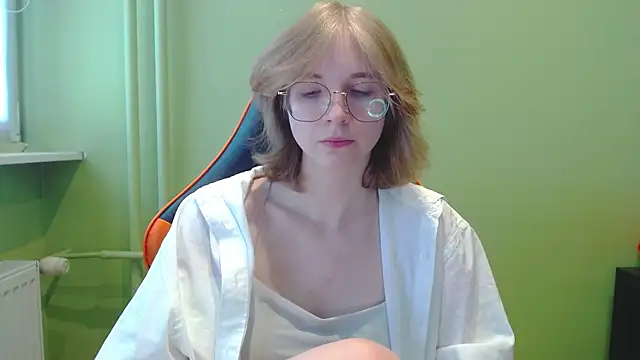 juicyPenny online show from May 14, 6:31 am