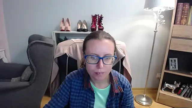 sweetxLizzy online show from September 26, 4:49 am